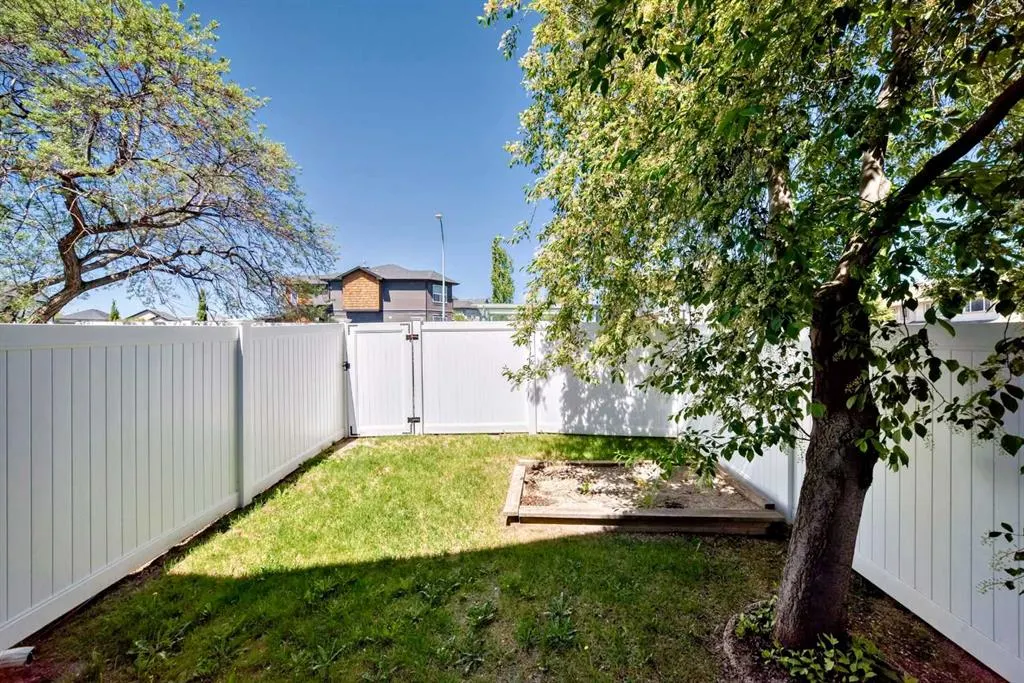 9 Citadel Estates Manor NW