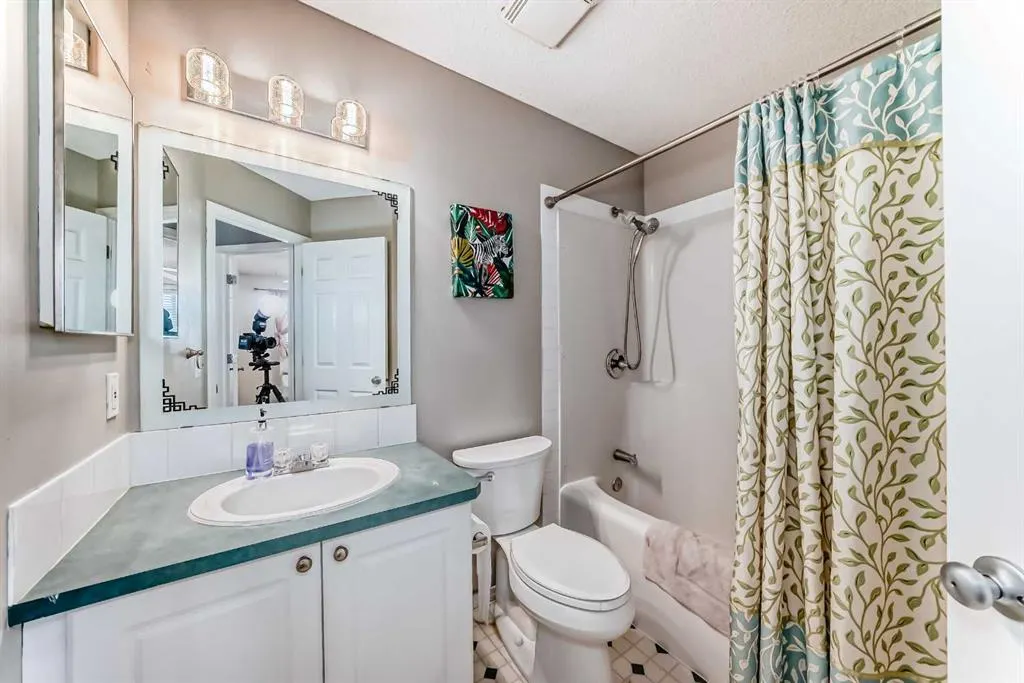 9 Citadel Estates Manor NW