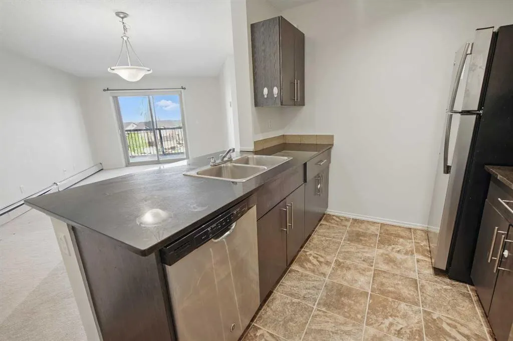 15 Saddlestone Way NE, #409