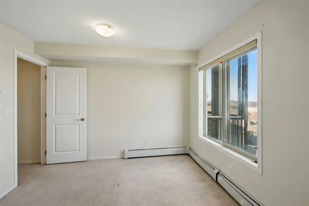15 Saddlestone Way NE, #409