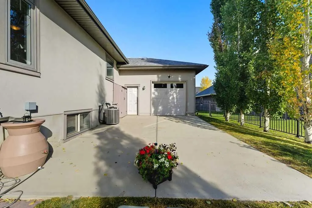 305 Silverado Ranch Manor SW