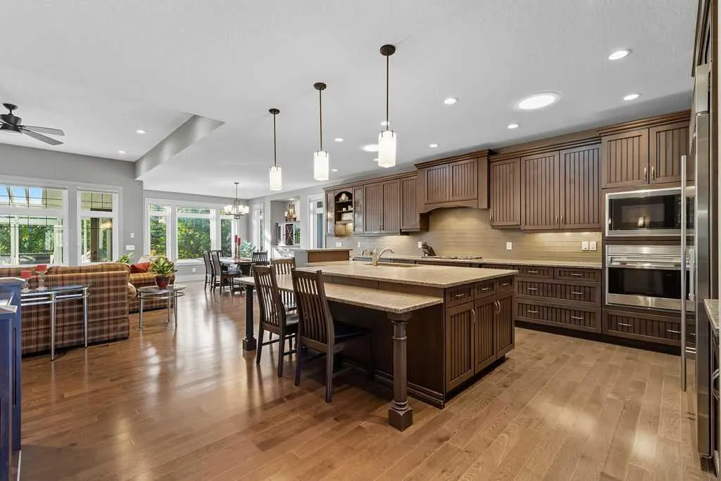 305 Silverado Ranch Manor SW