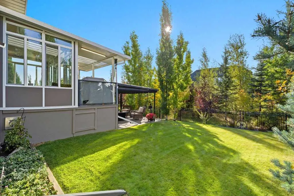 305 Silverado Ranch Manor SW