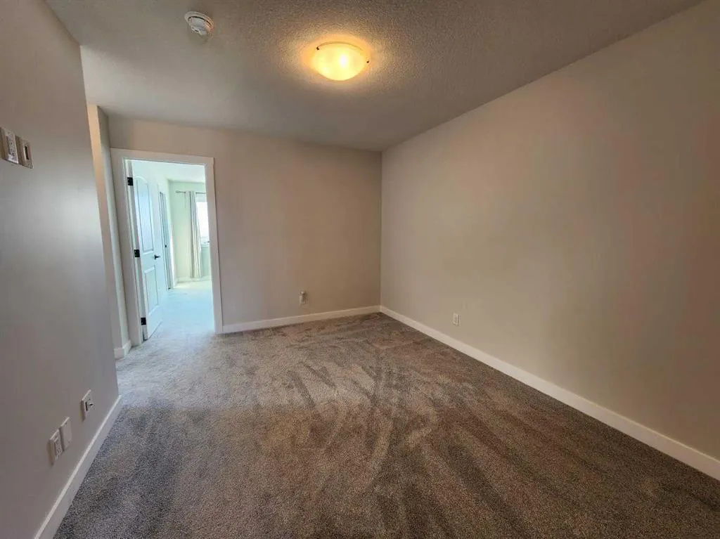 99 Edith Passage NW