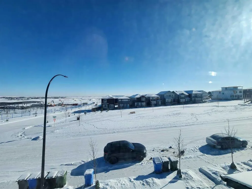 99 Edith Passage NW