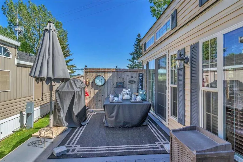 370165 79 Street E, #10