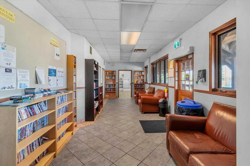 370165 79 Street E, #10