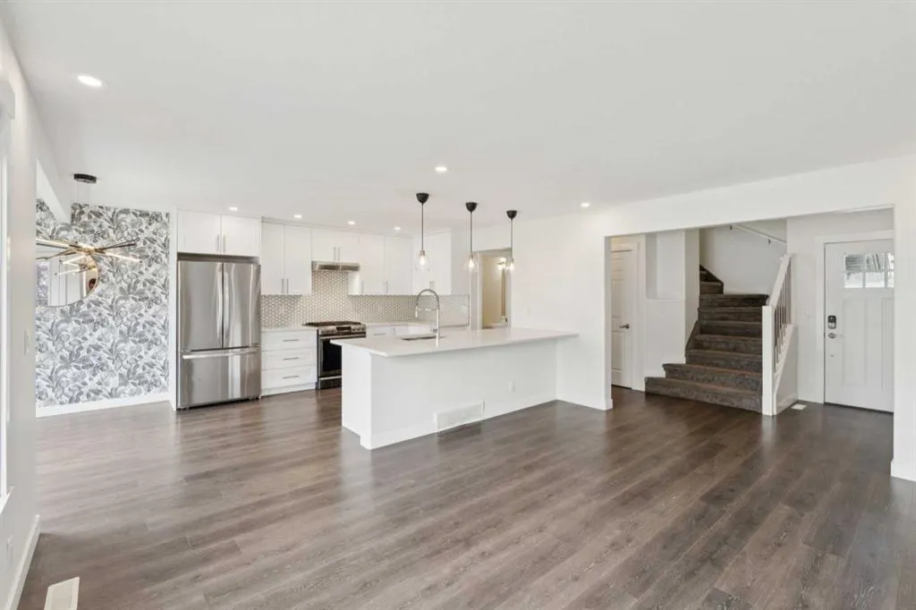 2 Citadel Estates Heights NW