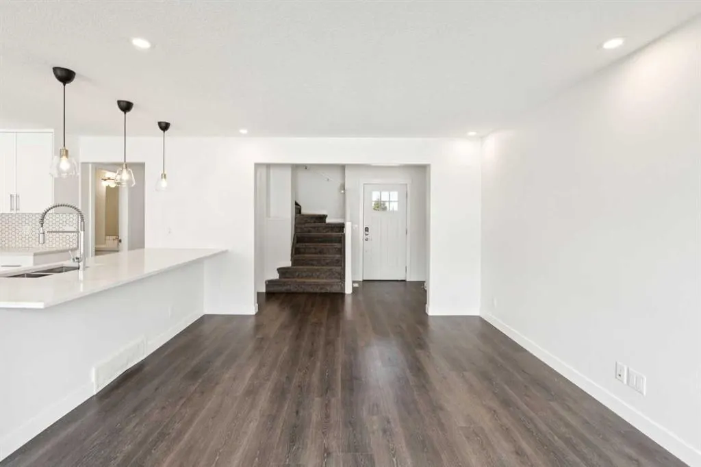 2 Citadel Estates Heights NW