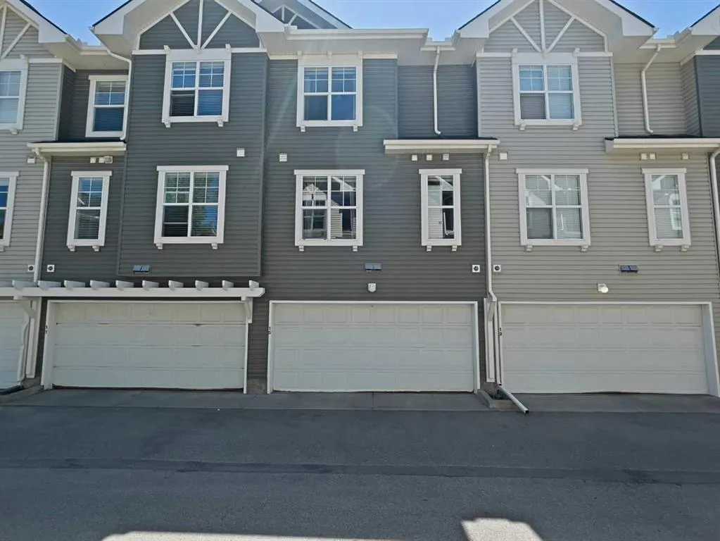 15 Toscana Gardens NW