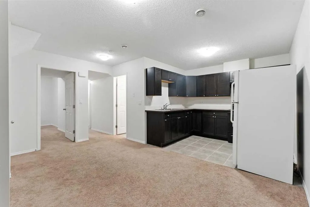 125 Saddlelake Green NE