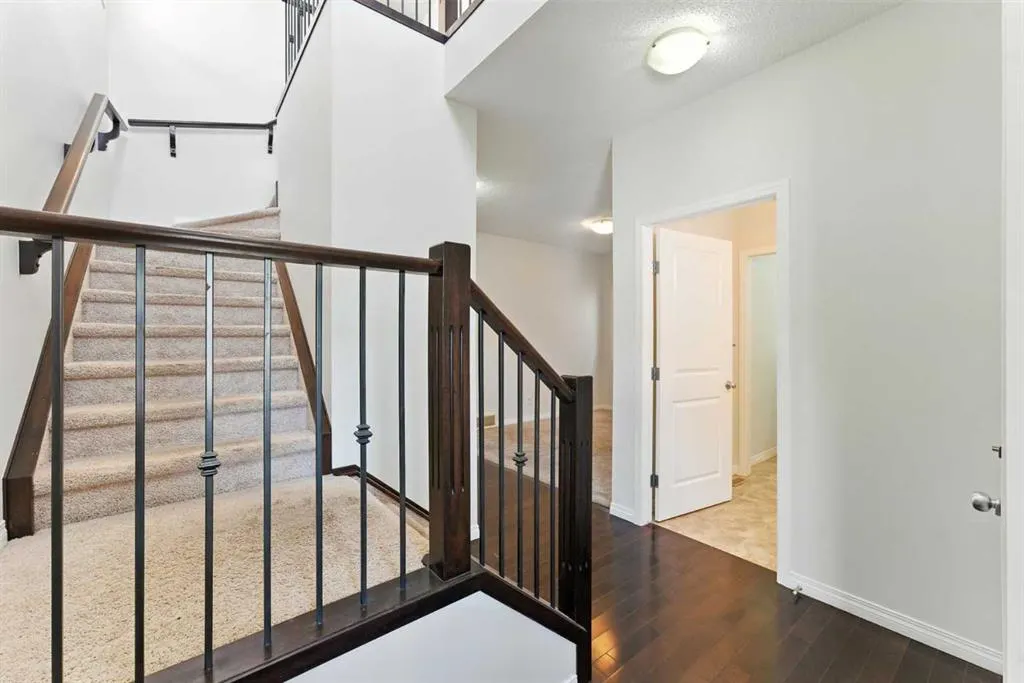 125 Saddlelake Green NE