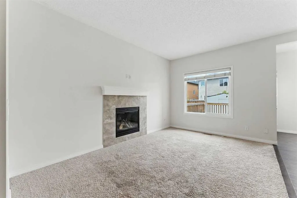 125 Saddlelake Green NE