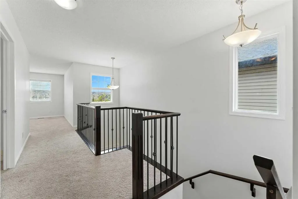 125 Saddlelake Green NE