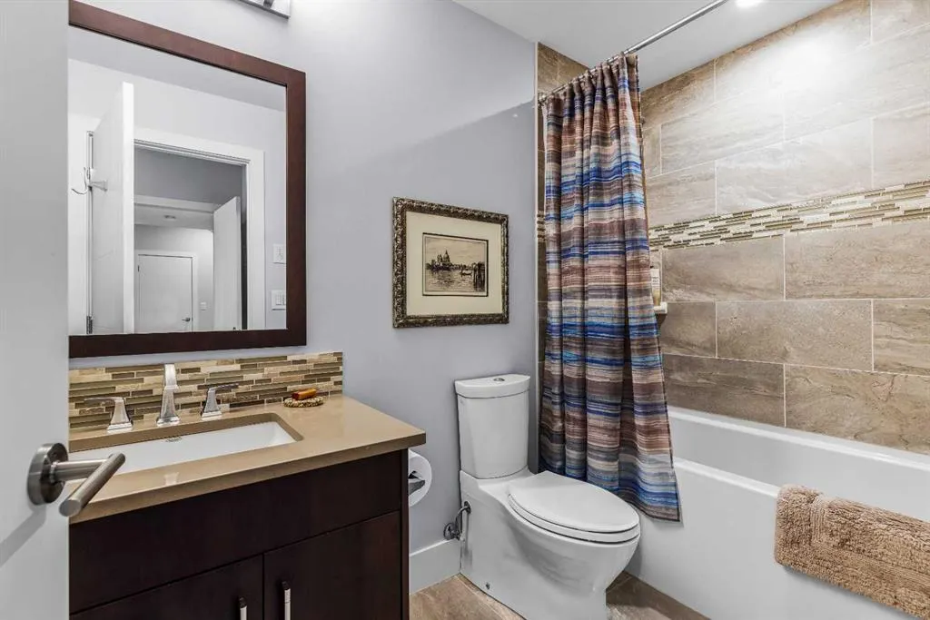 19 Creekside Mews