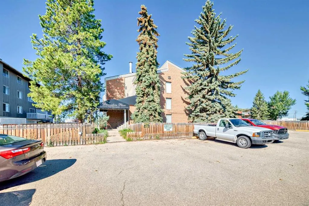7164 Parke Avenue, #104