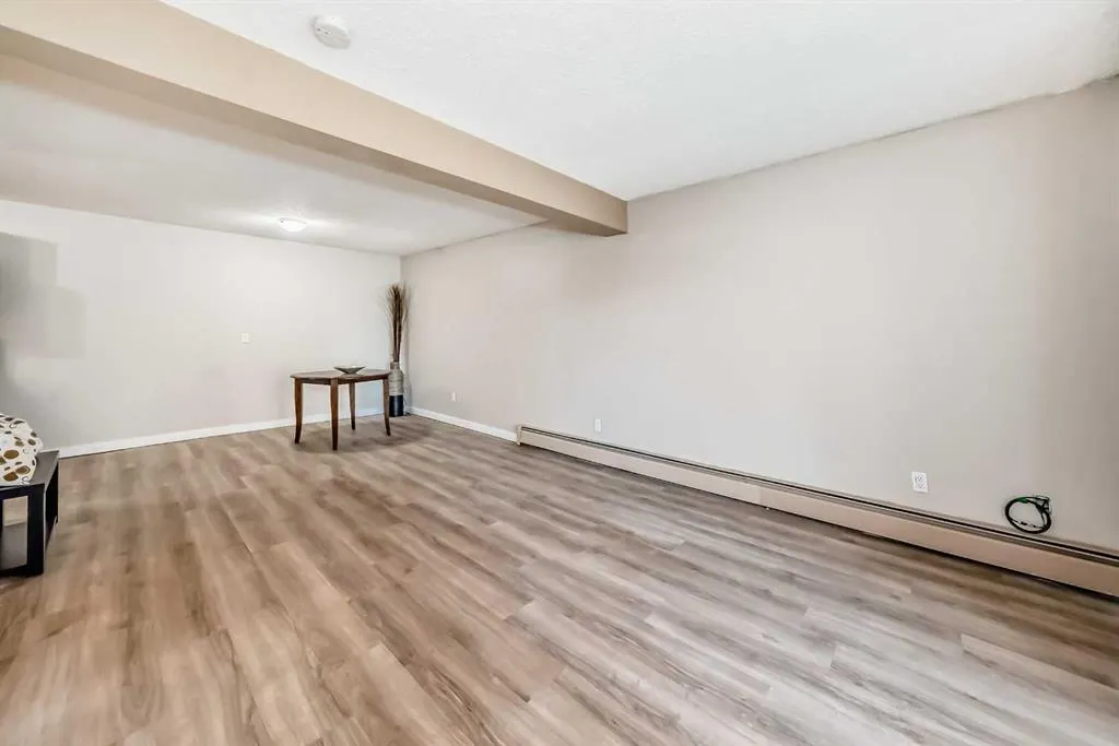 7164 Parke Avenue, #104