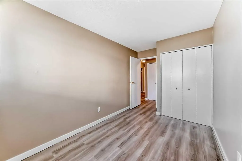 7164 Parke Avenue, #104