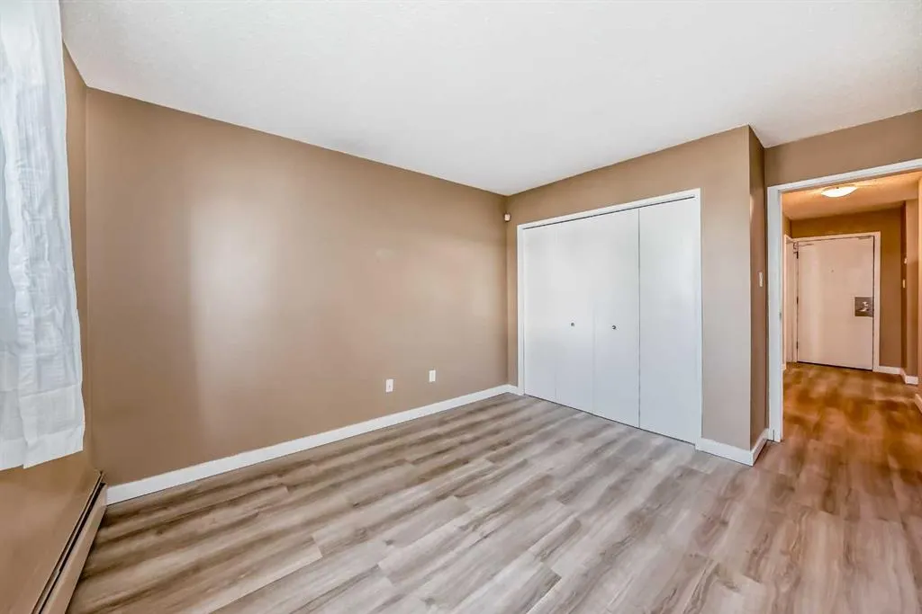 7164 Parke Avenue, #104