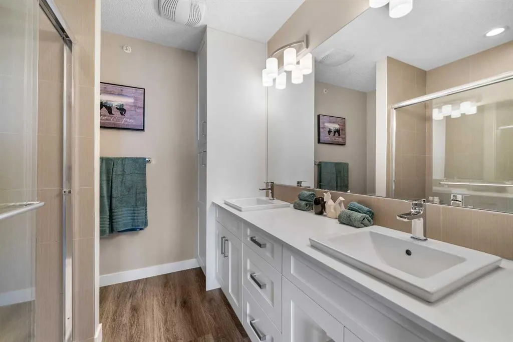 522 Cranford Drive SE, #2406