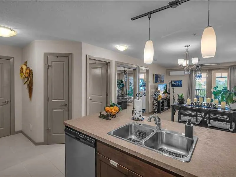 310 McKenzie Towne Gate SE, #1306