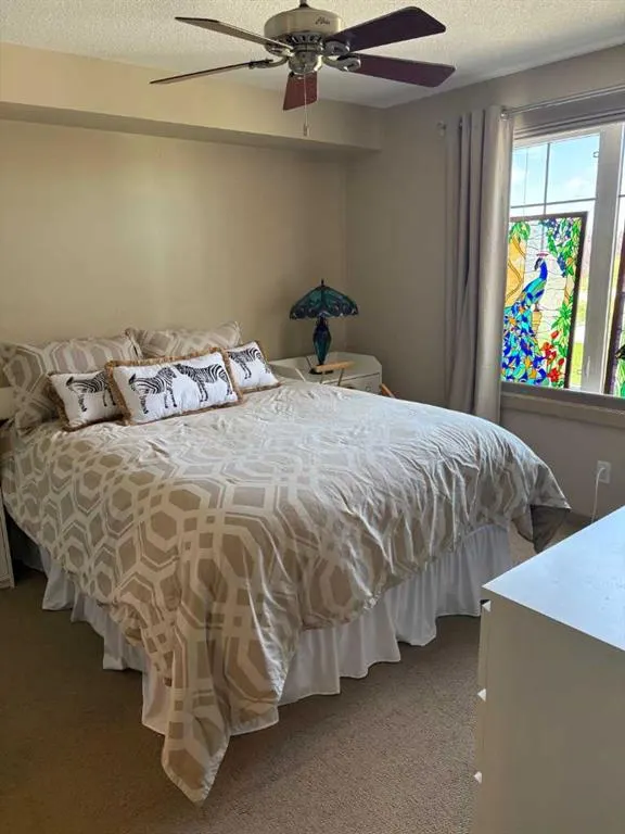 310 McKenzie Towne Gate SE, #1306