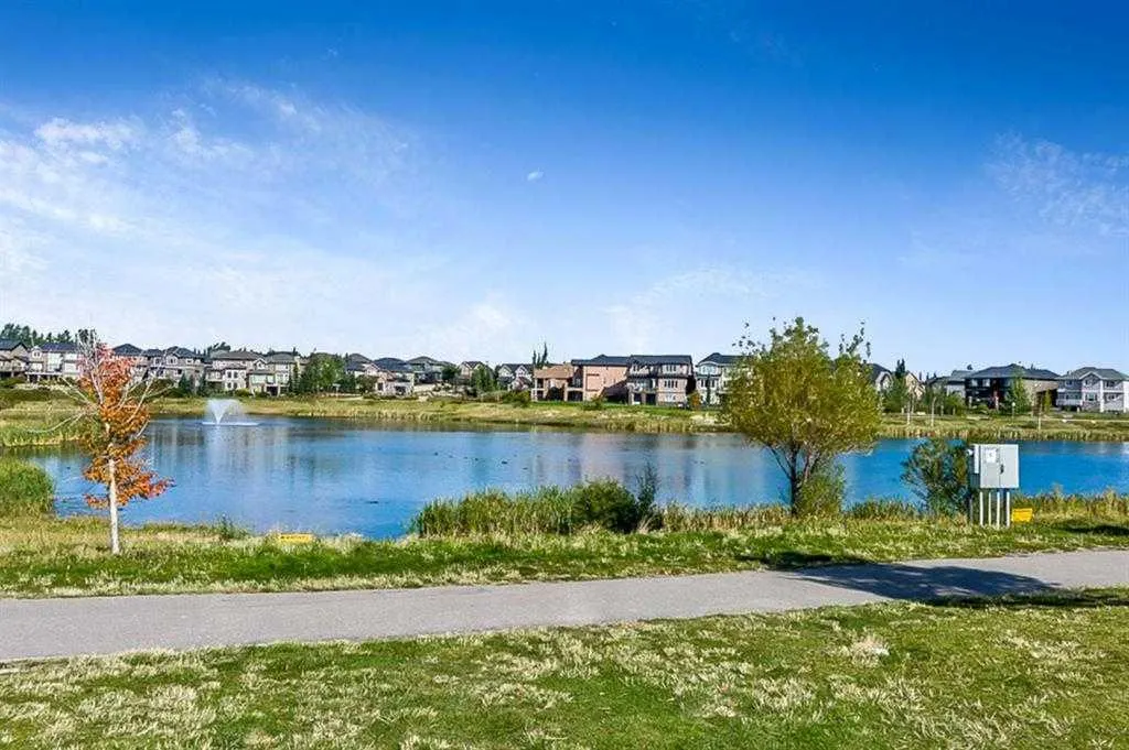 48 Panatella Road NW, #109