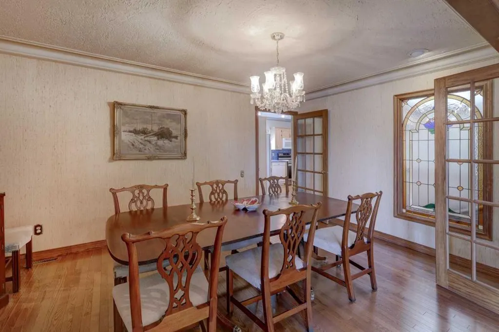 76 Edgeland Road NW