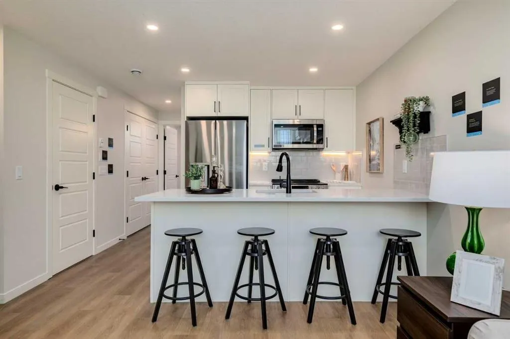 63 Belmont Passage SW, #106