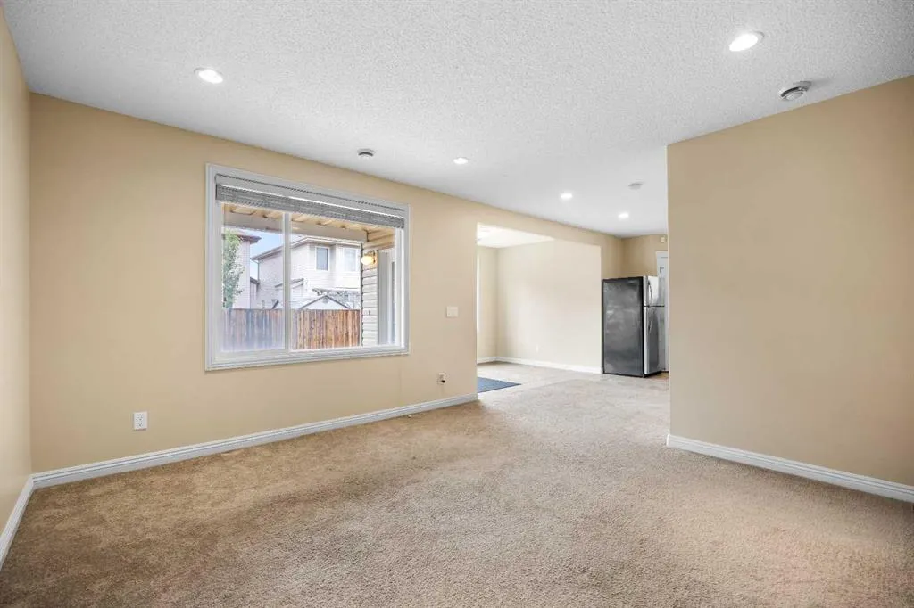 101 Panamount Manor NW