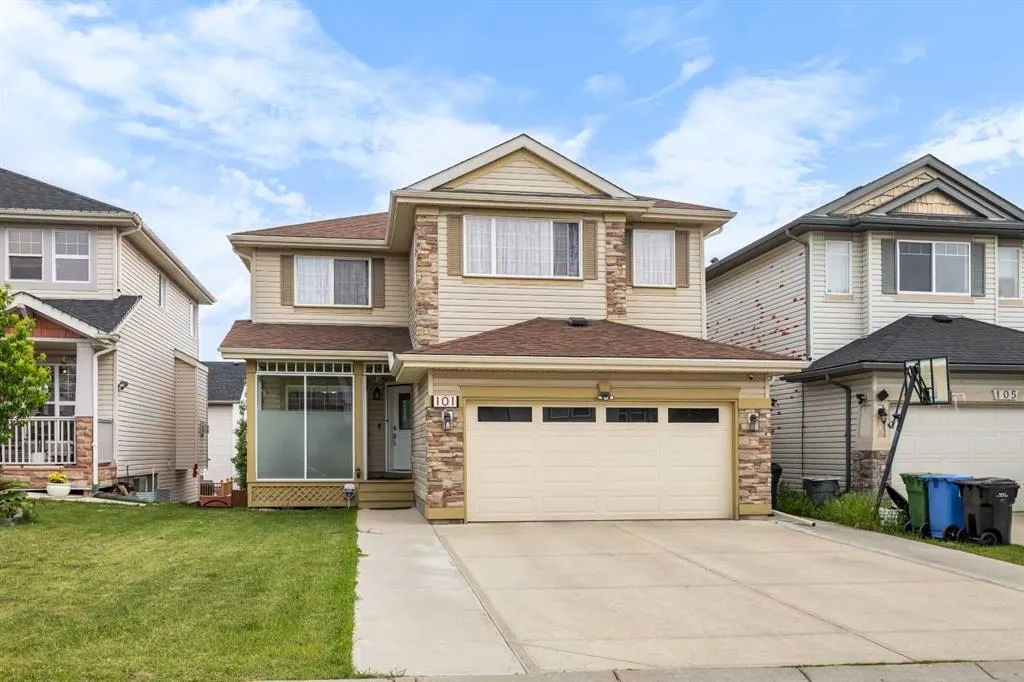 101 Panamount Manor NW