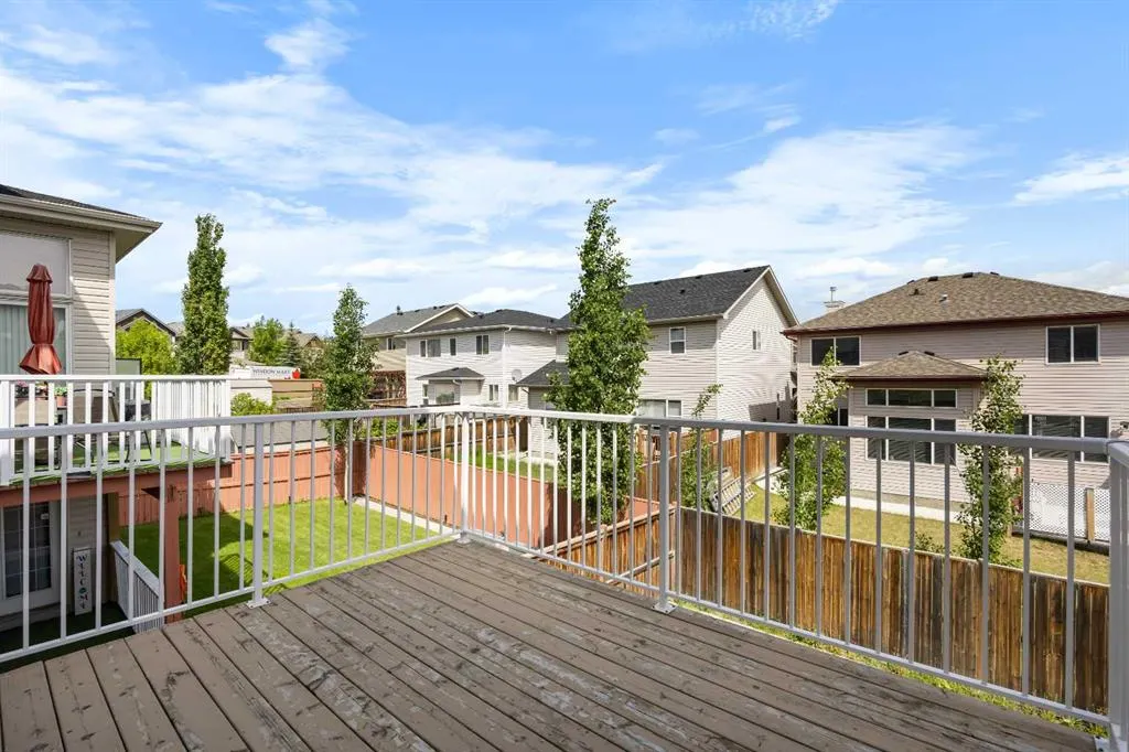 101 Panamount Manor NW