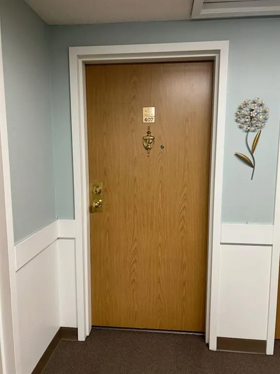 5007 52 Avenue, #407