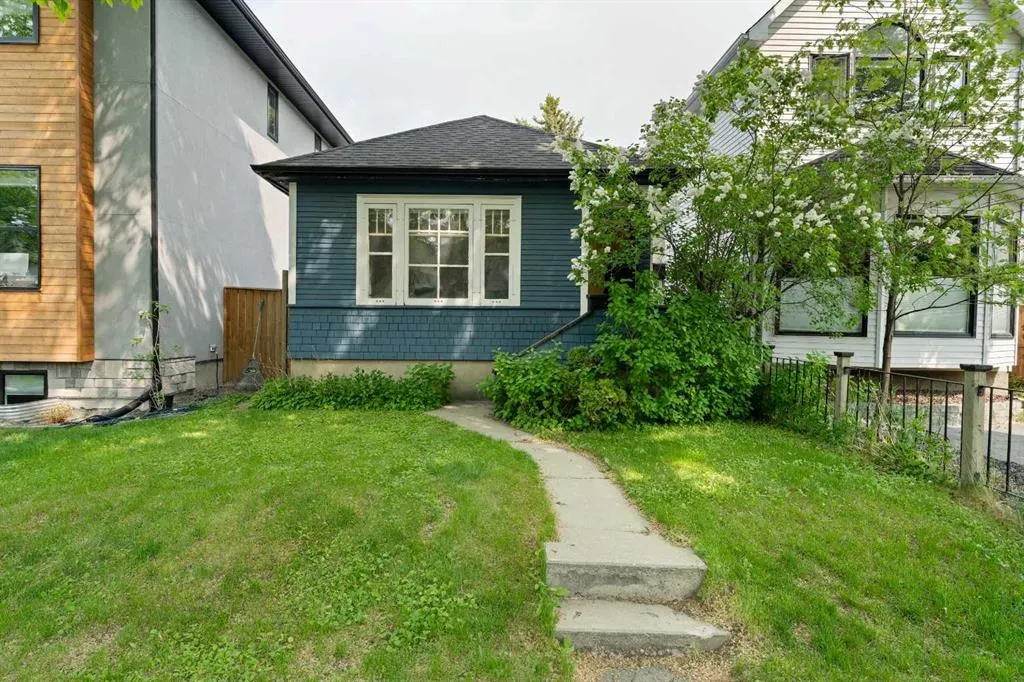 2612 26A Street SW