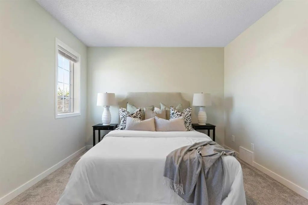 186 Harvest Rose Circle NE