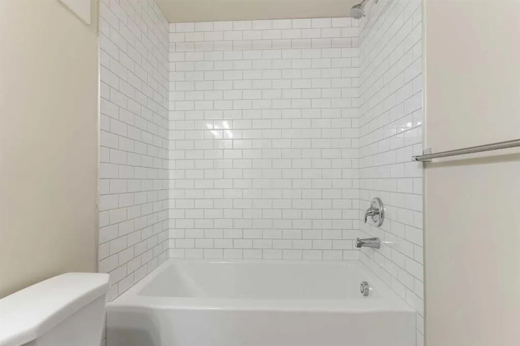 186 Harvest Rose Circle NE