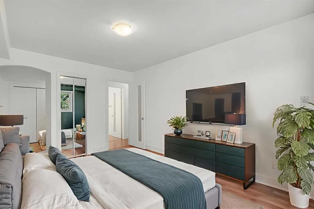 355 5 Avenue NE, #309