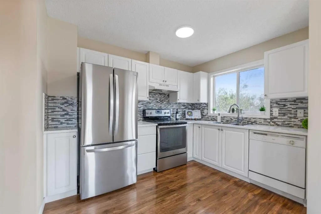 4 Citadel Point NW