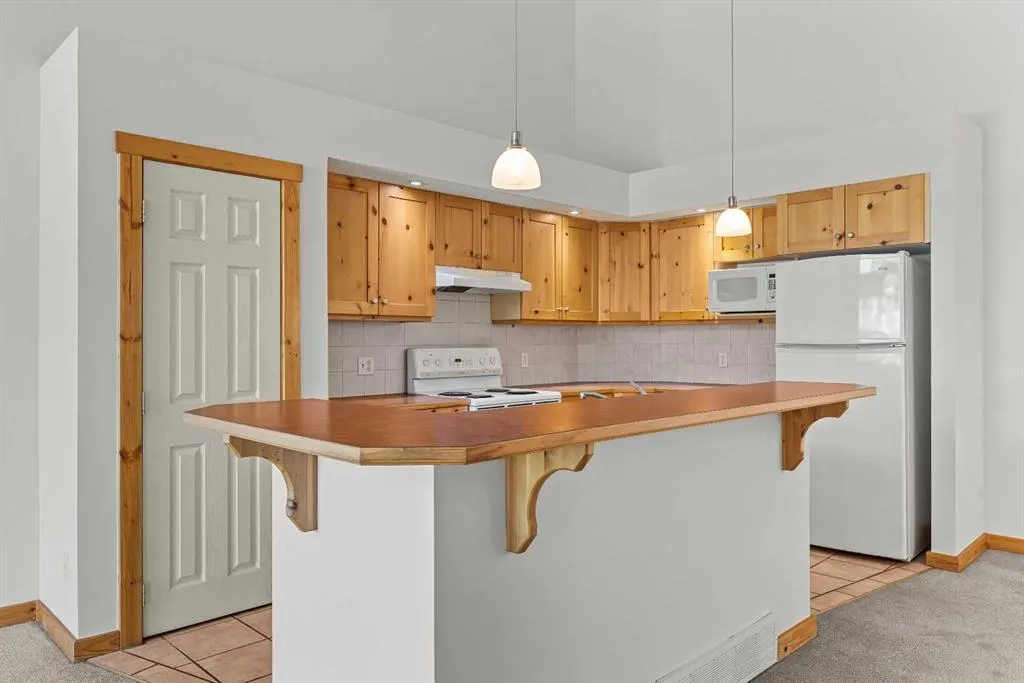 833 7th Street, #3