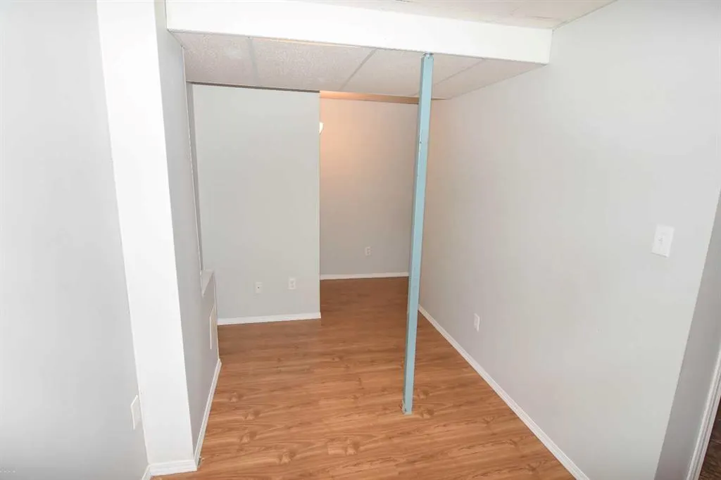 111 Tarawood Lane NE, #1602