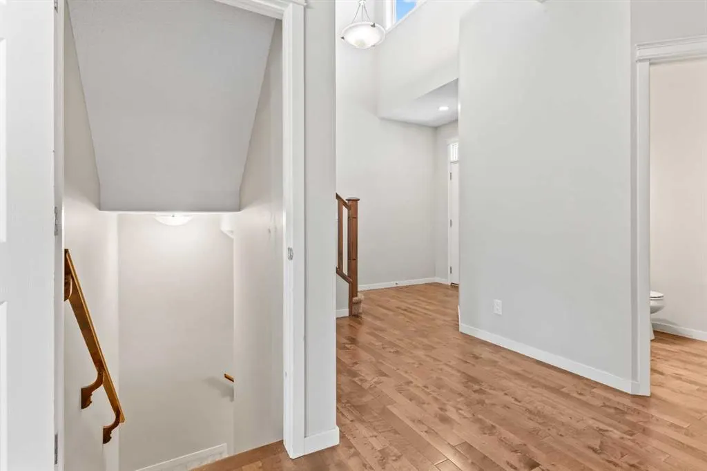 77 Auburn Glen Common SE
