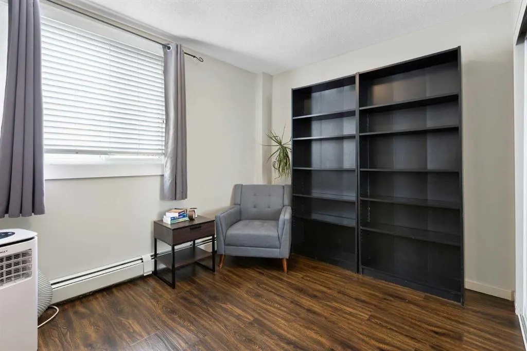429 14 Street NW, #606