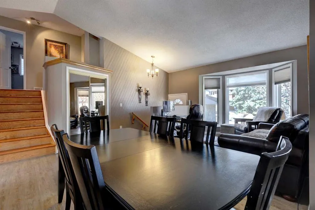 116 Macewan Ridge Close NW