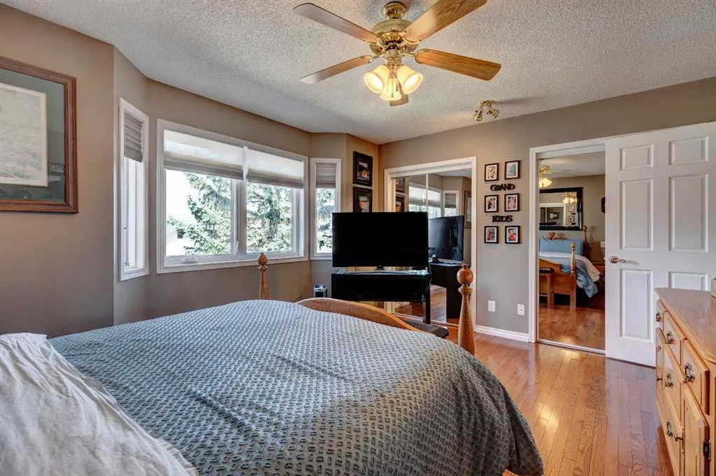 116 Macewan Ridge Close NW