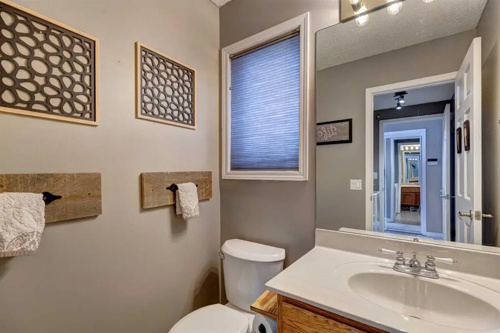 116 Macewan Ridge Close NW