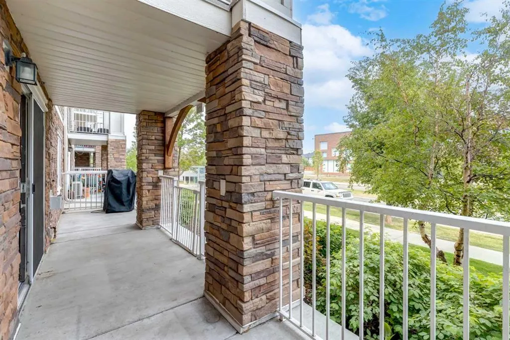 102 Cranberry Park SE, #106