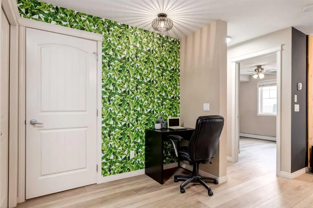 102 Cranberry Park SE, #106