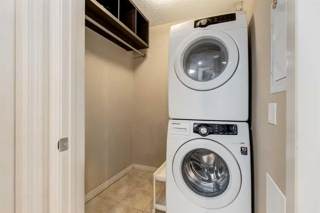 102 Cranberry Park SE, #106
