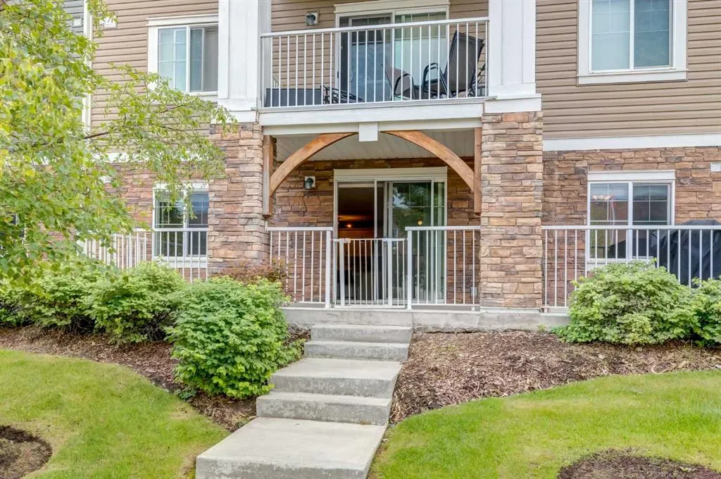 102 Cranberry Park SE, #106