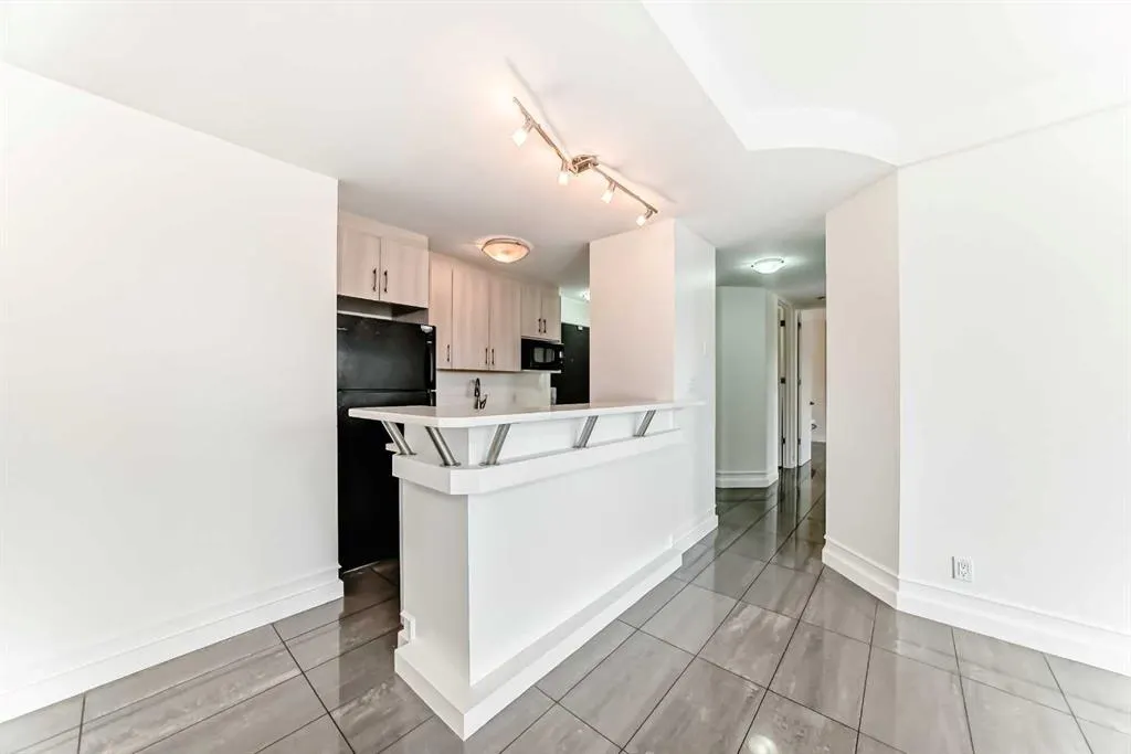 706 15 Avenue SW, #503